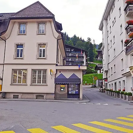 Hébergement de vacances Sleeps 9 Wifi Grindelwald